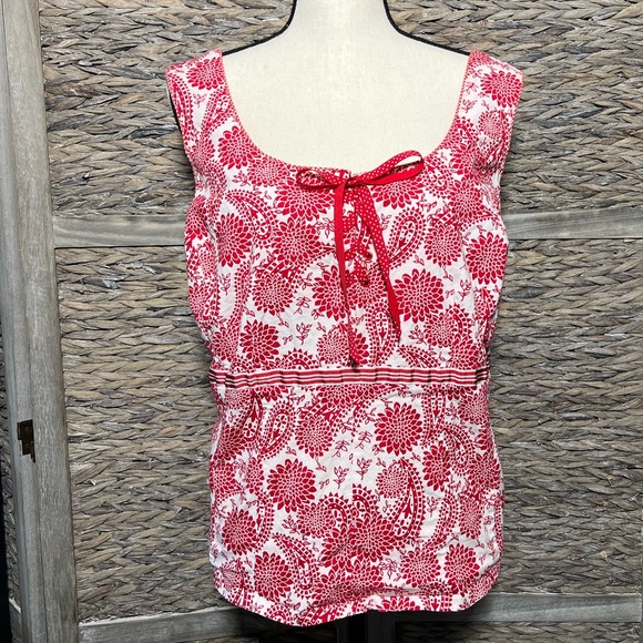 Avenue Sleeveless Red & White Floral Shell, Size 22/24 - Picture 1 of 4